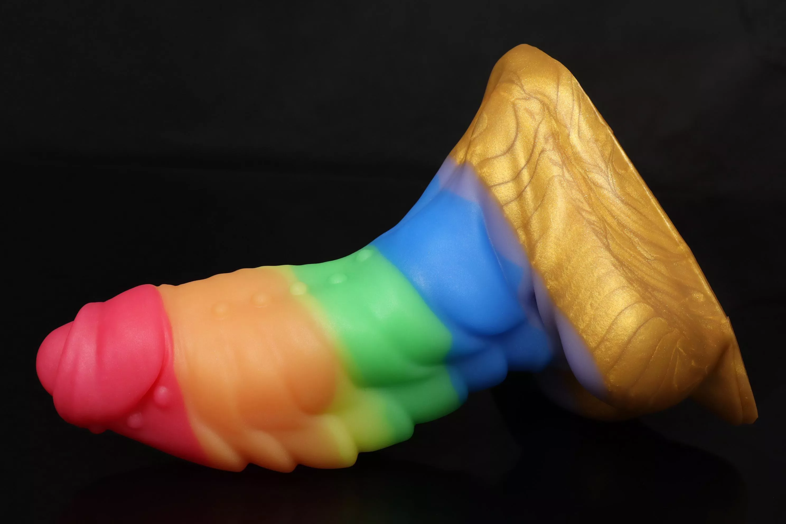 In case someone needs a little rainbow today :) posted by AliceInDragonland