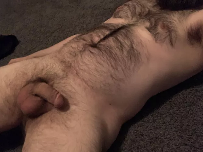 Kicking back by Cantaloupe56