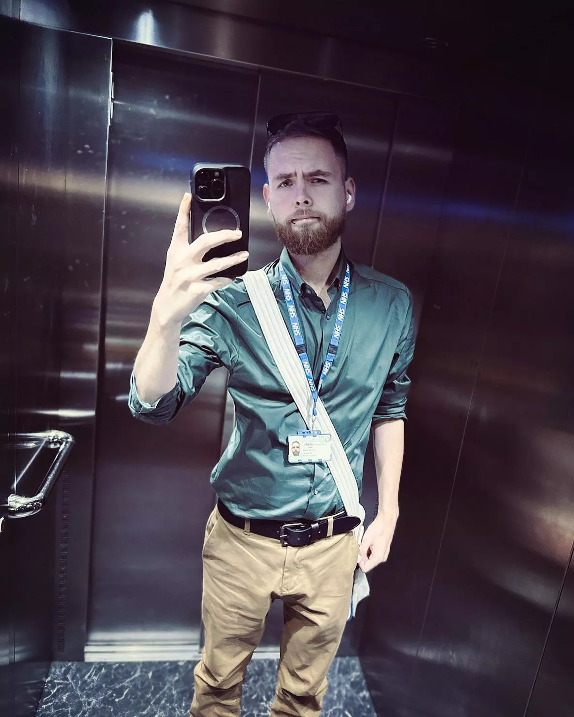 New job, new me posted by bullokio