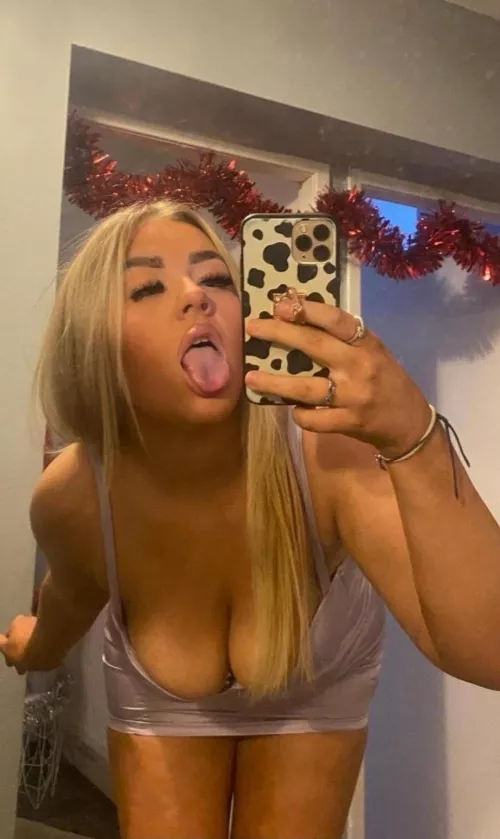 No Brains by ReinaFGreer