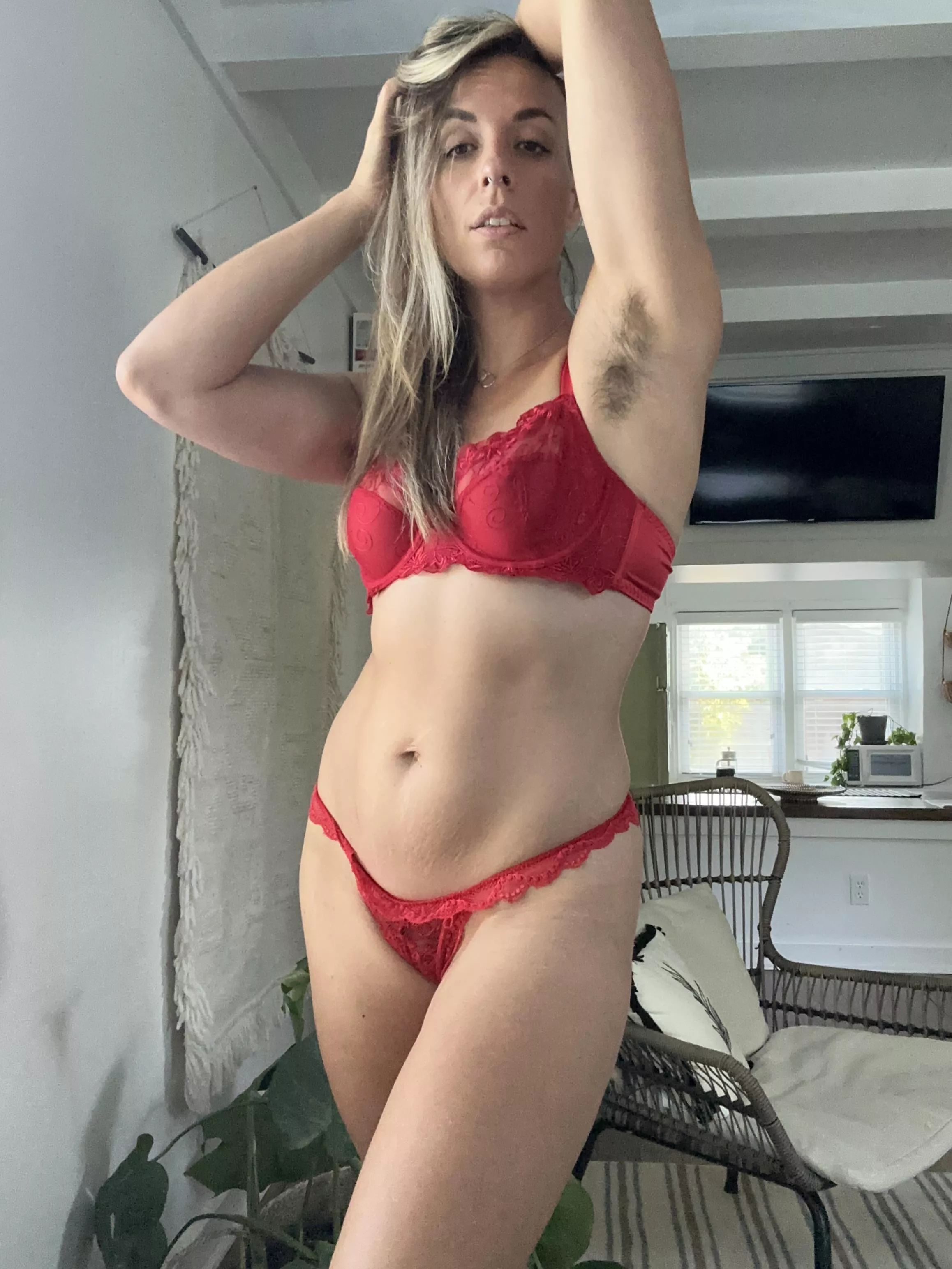 One man’s “ew” is another man’s “Grrrrr”…;) posted by thefruitsof_eve