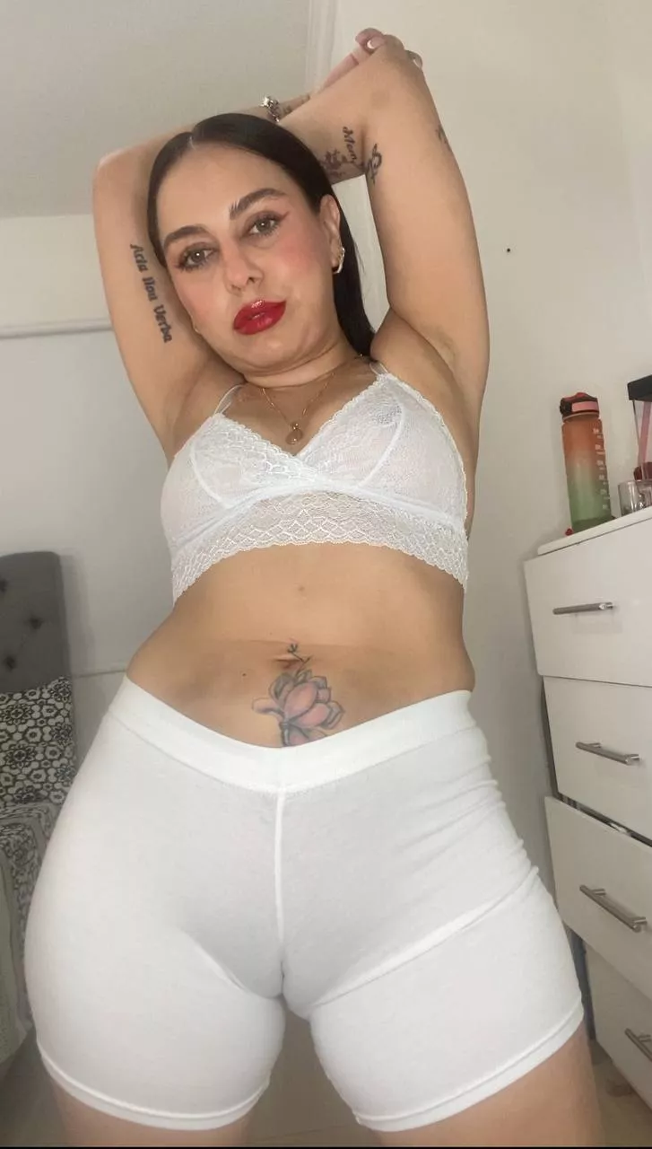 Panty lip needs a kissing partner posted by SnivelingToad