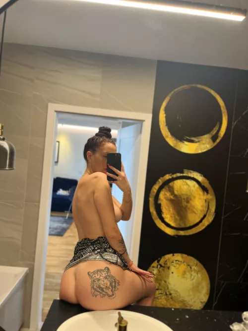 Seeking a partner in crime for some seductive escapades by PuppyishLoligo66