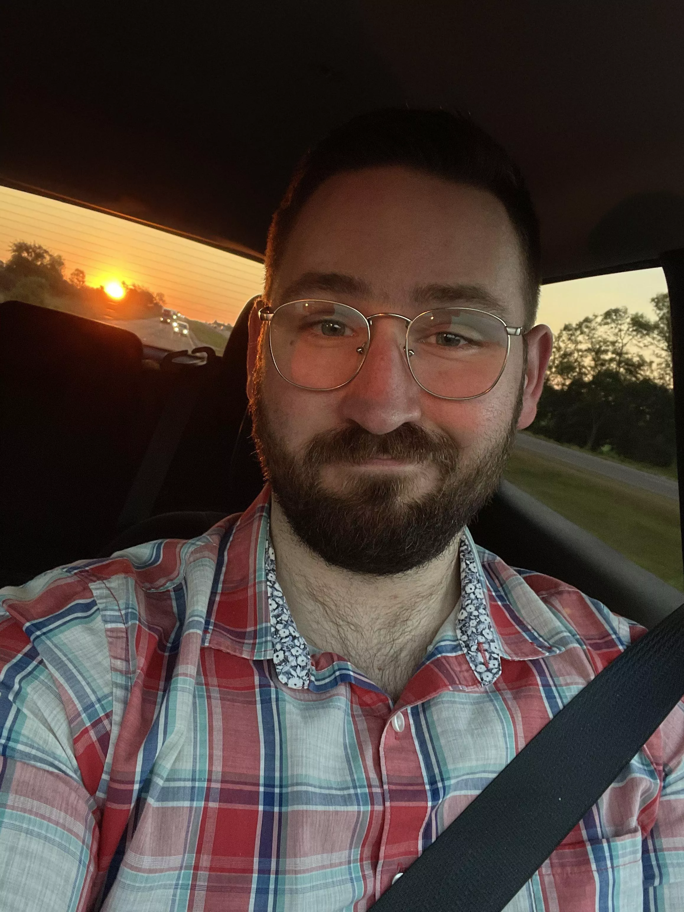 The sun is sunning tonight posted by SpikeTac2233