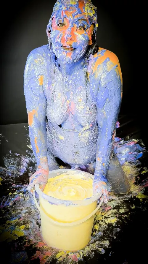 Then the 37lbs of icing....This was my biggest session to date. by MissNoireNFToy