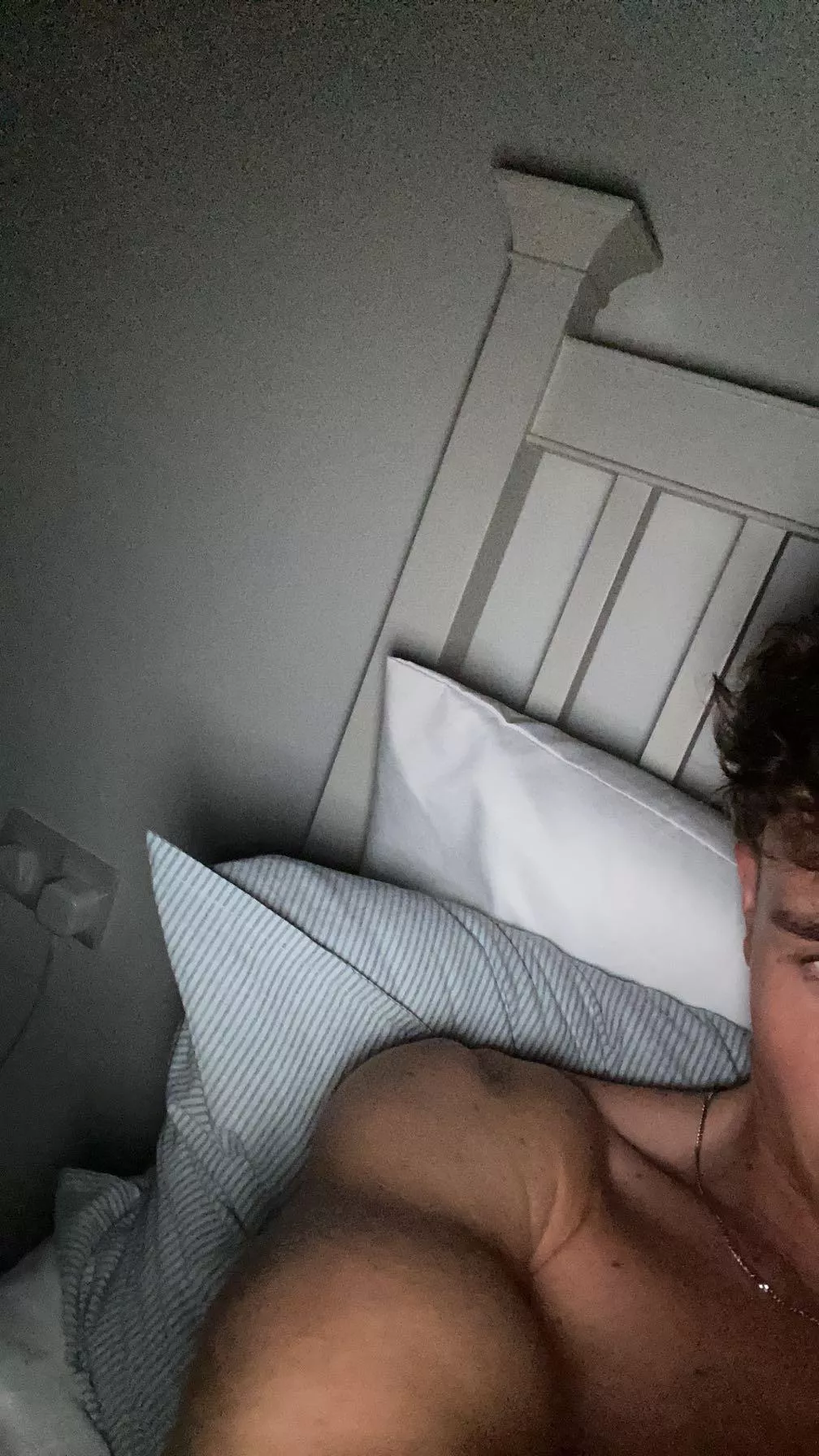 UK Straight Young LJHNSN01 posted by LJHNSN01