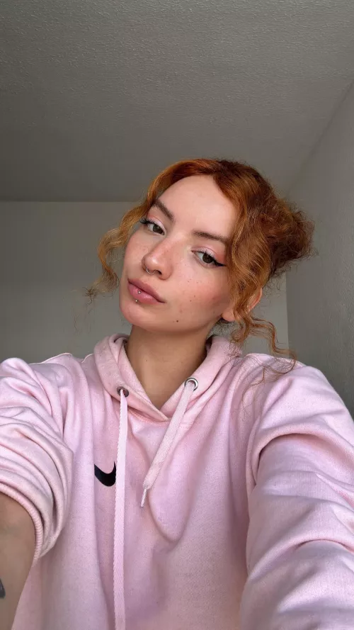 What did u first noticed by Putrid-Position3974