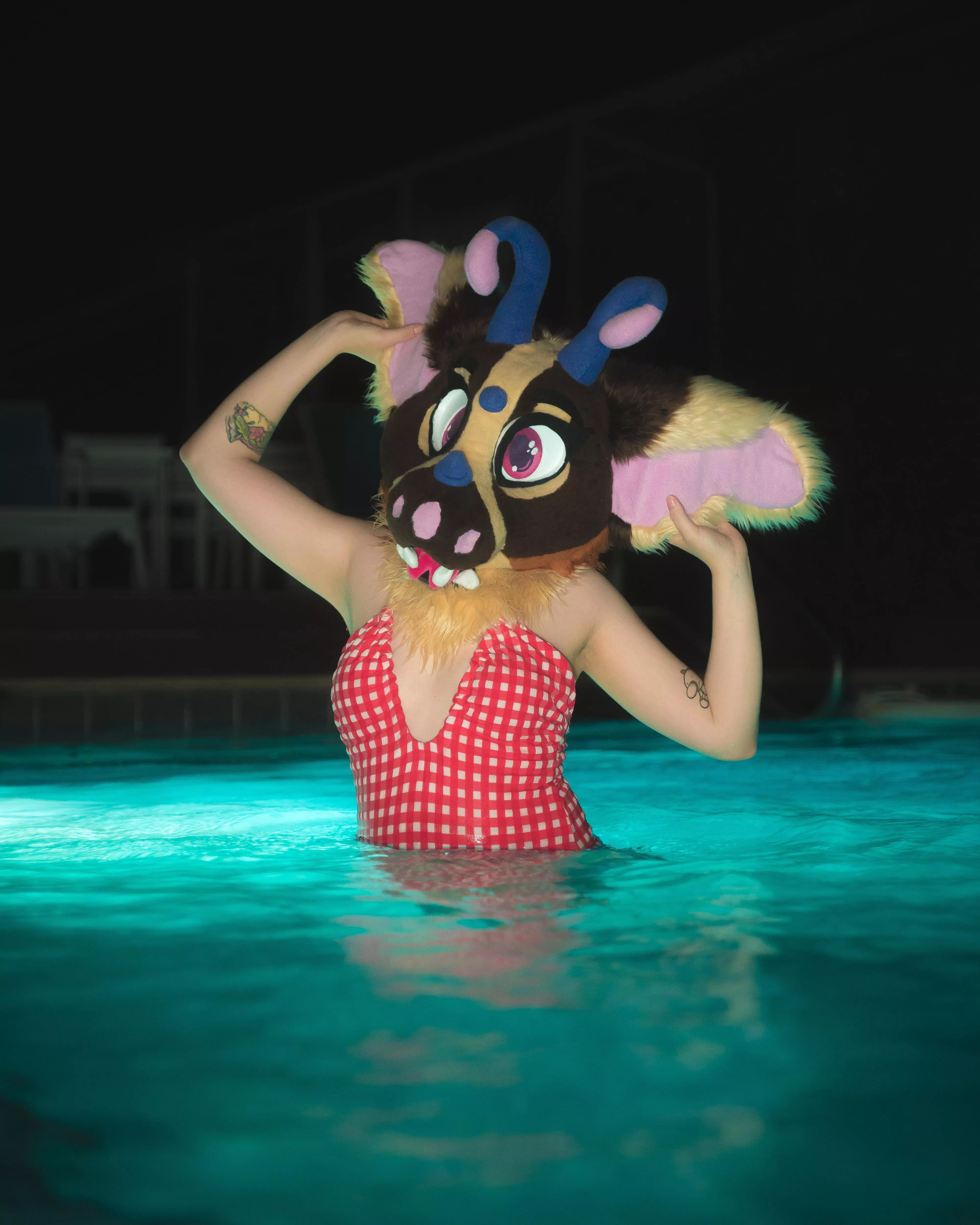 You guys wanna play mermaids? posted by feedragon_