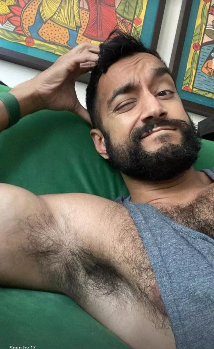 yummy hairy pitt posted by TaearHyuga