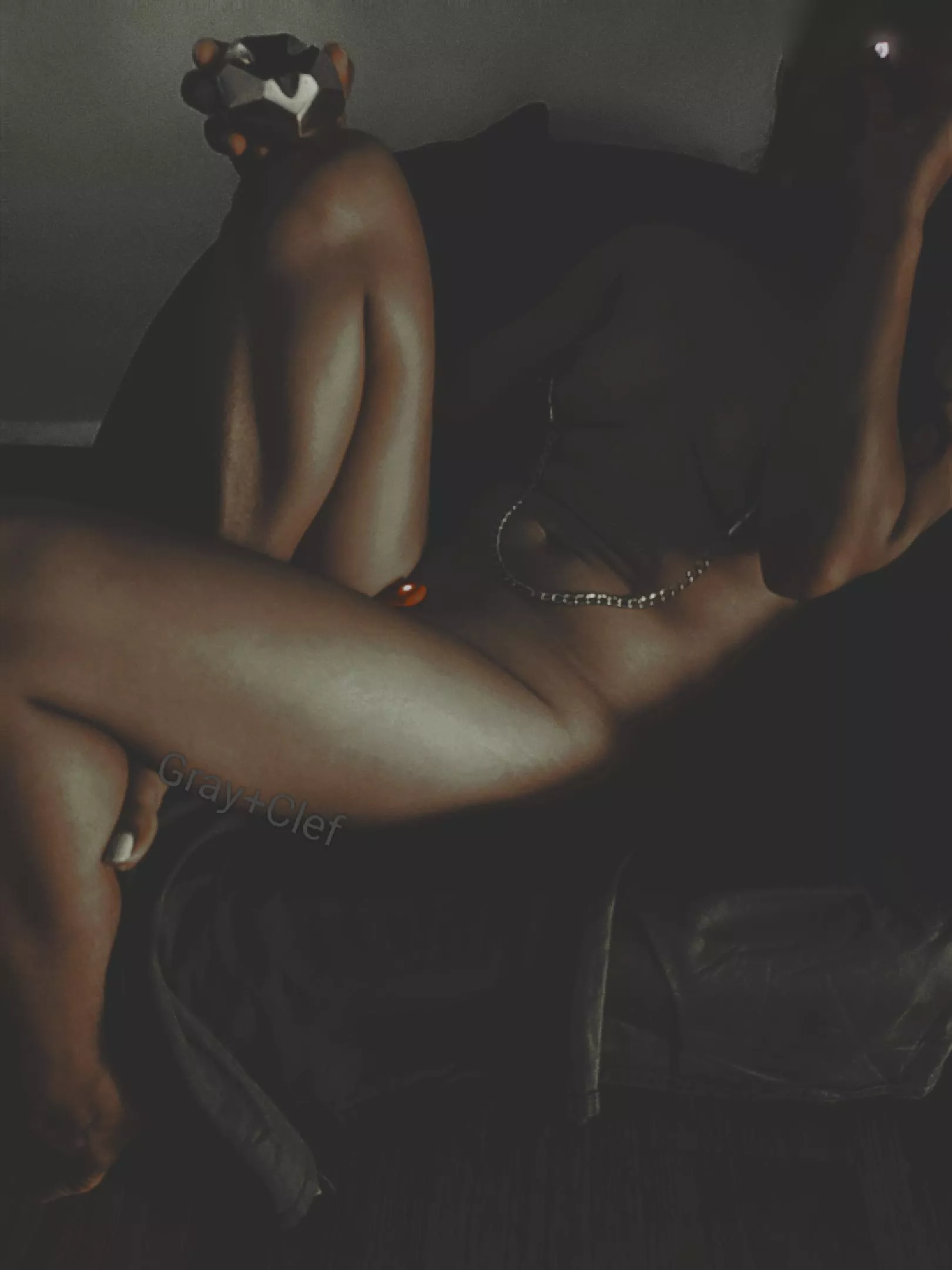 A muse so inspiring, you can't stop clicking 🍁 [M] [F] posted by grayandclef