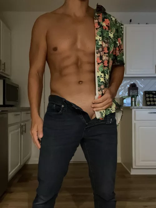 Aloha! Who’s ready to get lei’d?! by Future_Poolboy