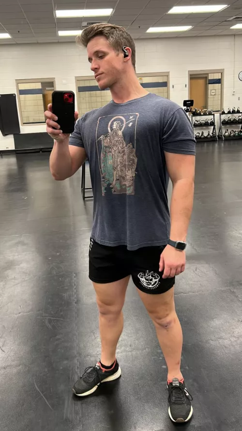 Been spending a lot of time with gym lately, probably my strongest relationship right now by ConflictBoB