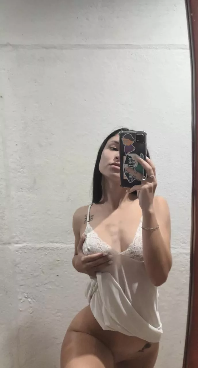 Do you think my size can fit your cock posted by verjoyedvegetatio