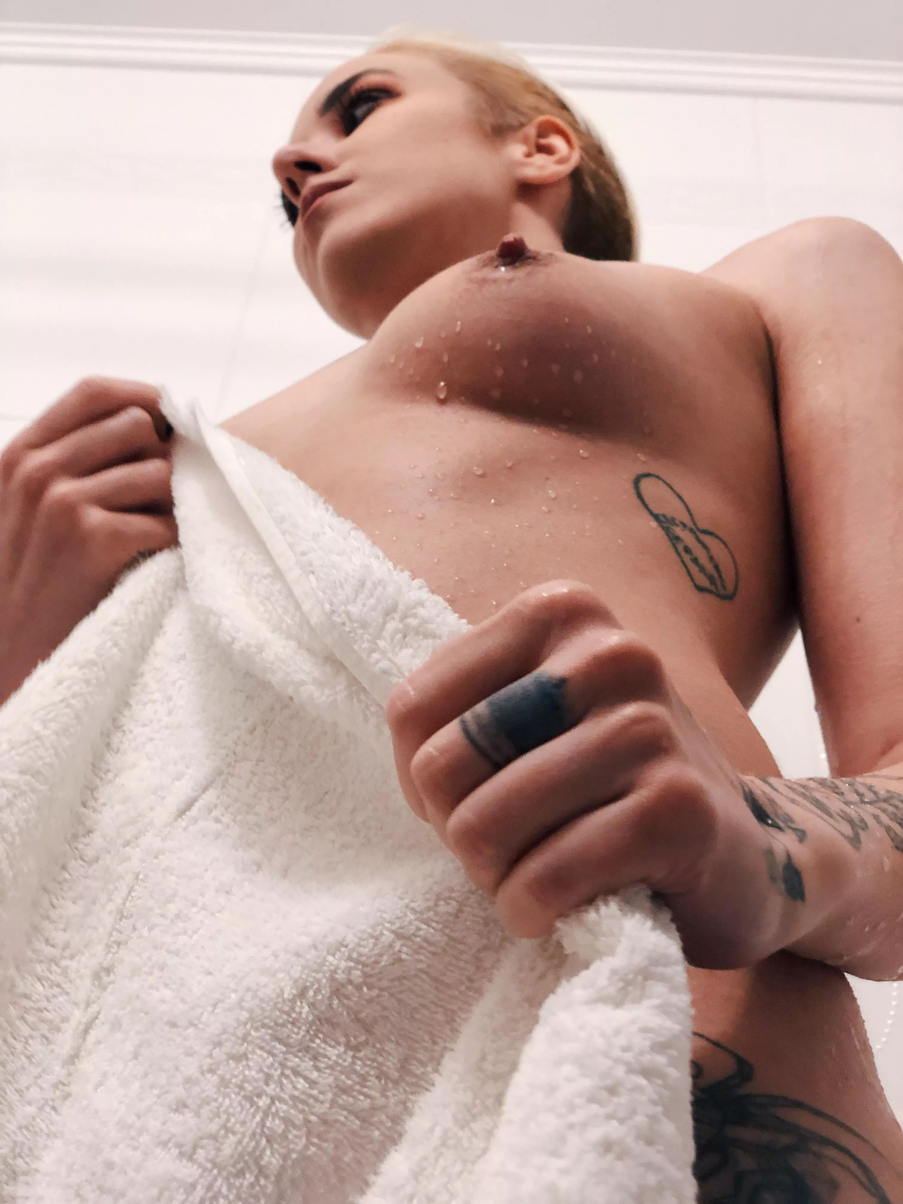 Fresh, clean and smell good posted by nikaxreznik