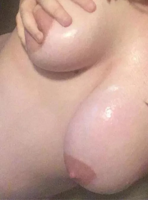 How would you rate my 26yr old heavy hangers? by B1B1tchOClock