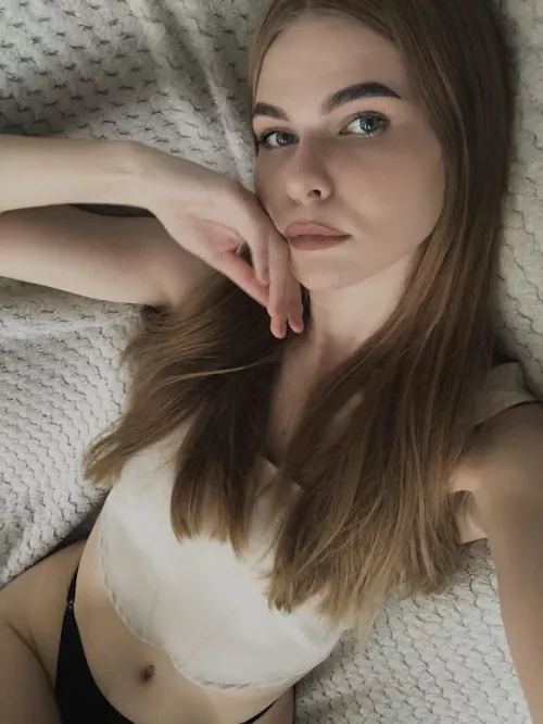 I enjoy showing off my tummy. by iamliiaa