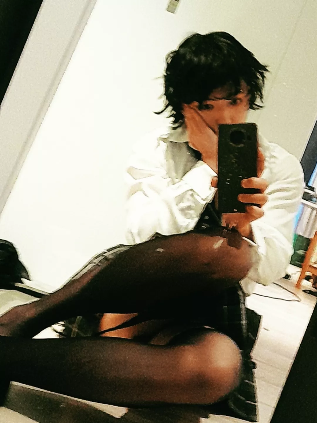 I really need a better phone for tis >_< posted by Alexieeee111