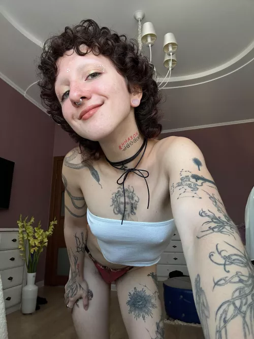 kiss me by rowdy_bouncy