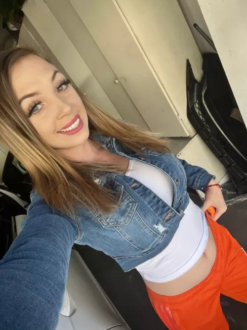 Love ir by linzey_lohan