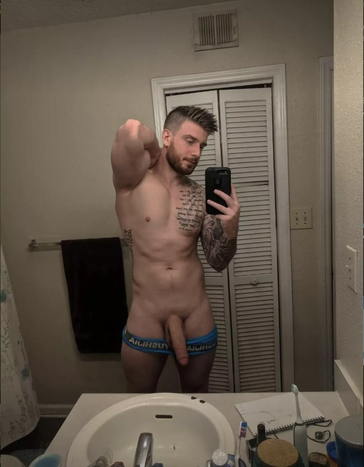 Serious question, would you top a bigger guy like me, bro? (32) posted by MedicalBalances