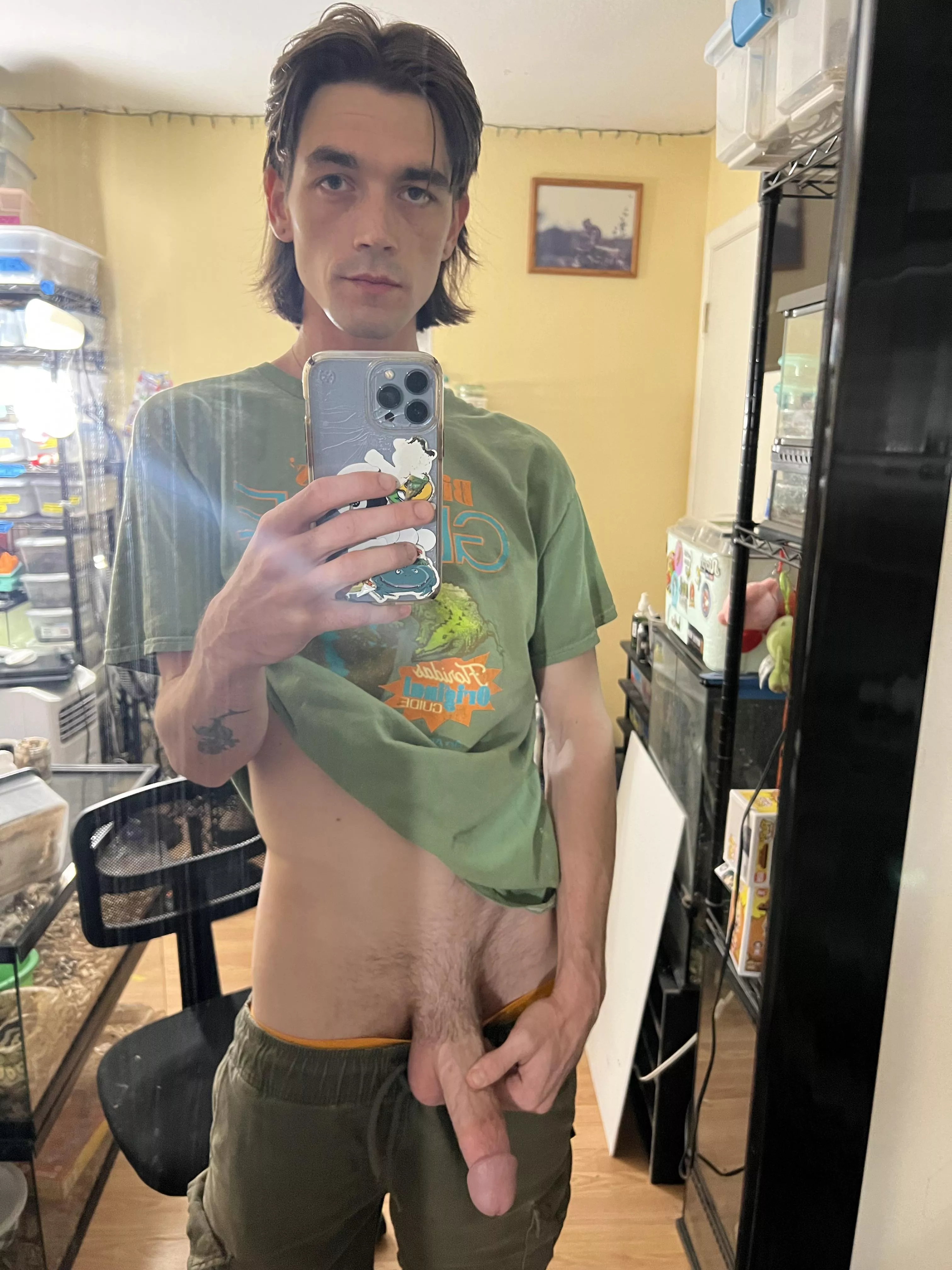 Tell me what you think of this selfie posted by geckoskater