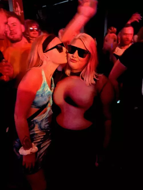 Which blonde rave slut are you fucking? Skinny or chubby? by thirstingfor