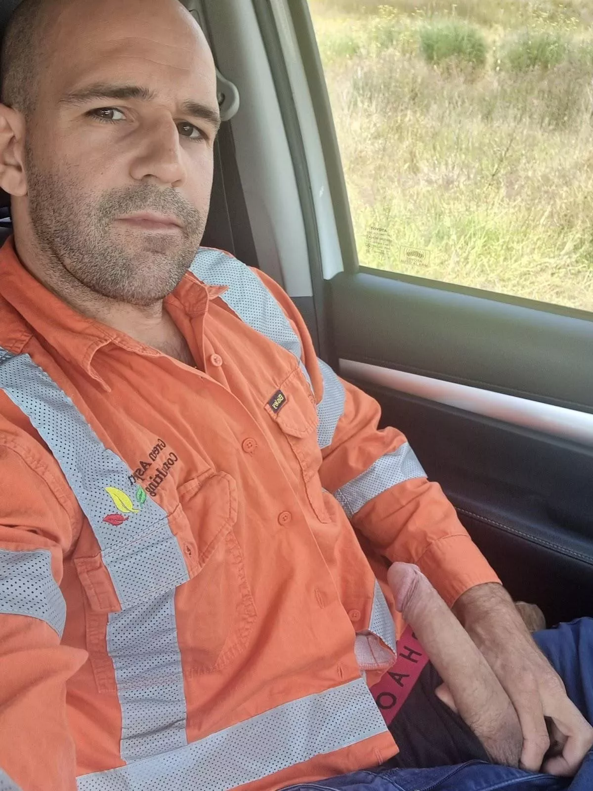 Working daddy posted by hairyfatso1