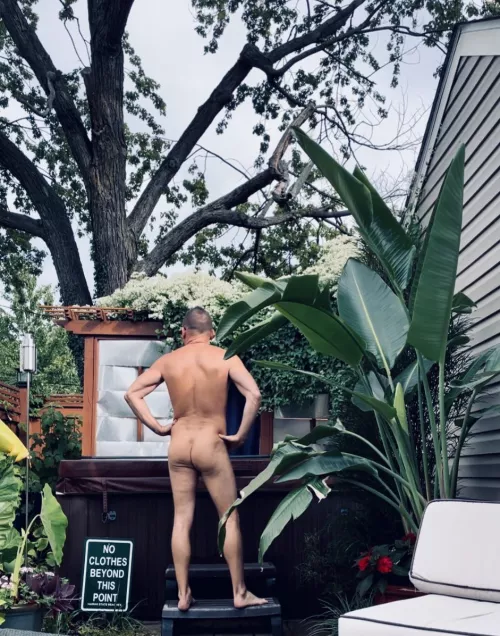 Another beautiful day in Ohio , not many more of these kind of days left I’m afraid by Nudistcmh