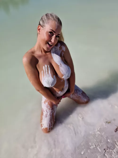 Have a nice day sweetie by Kattie-Meluanie