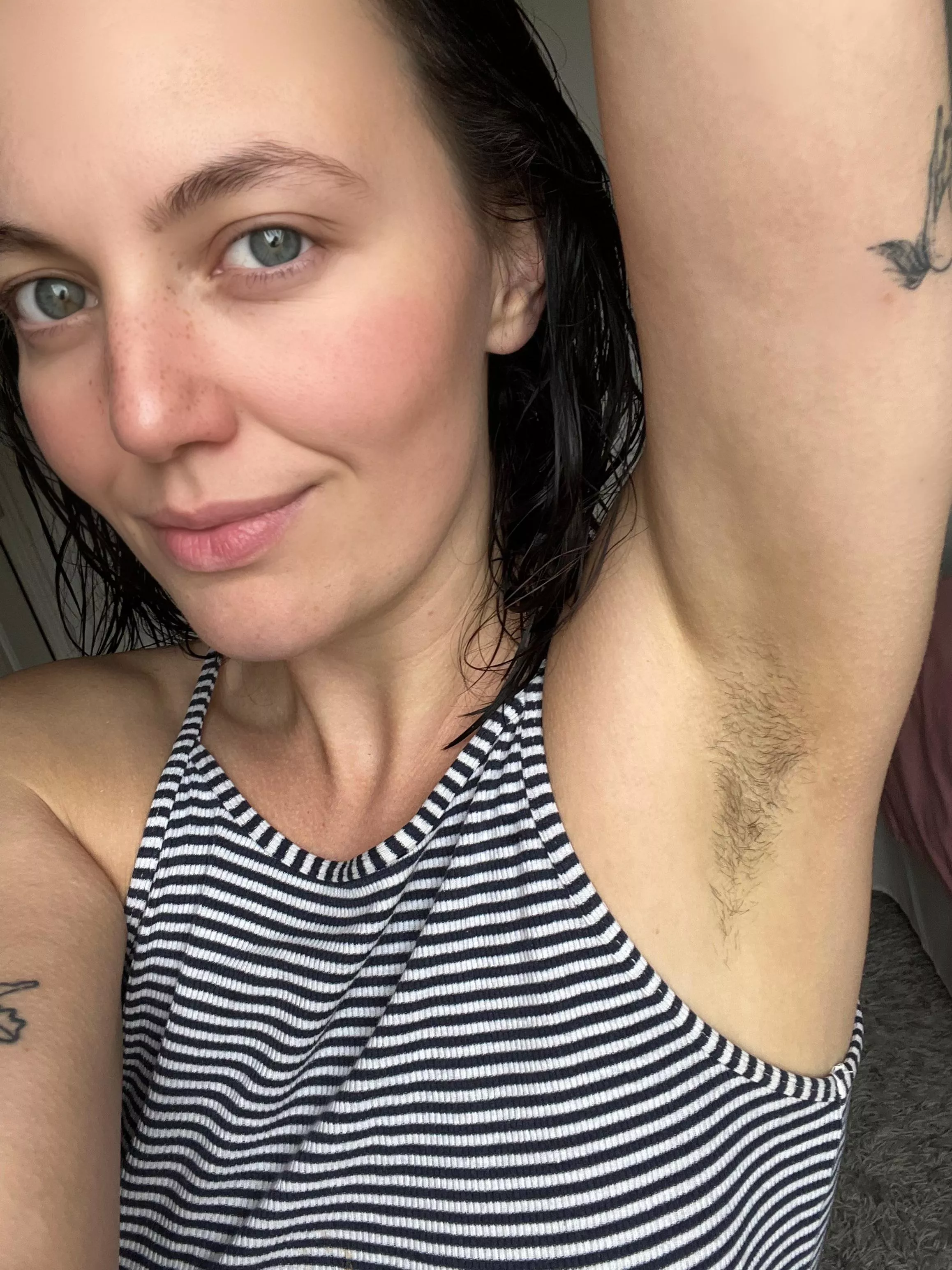 Hey stubble addicts posted by Samanthasolesx