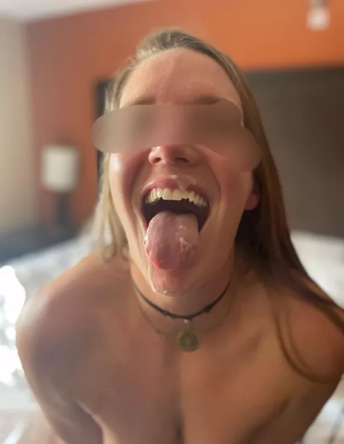 I love cum by hotwifebella3