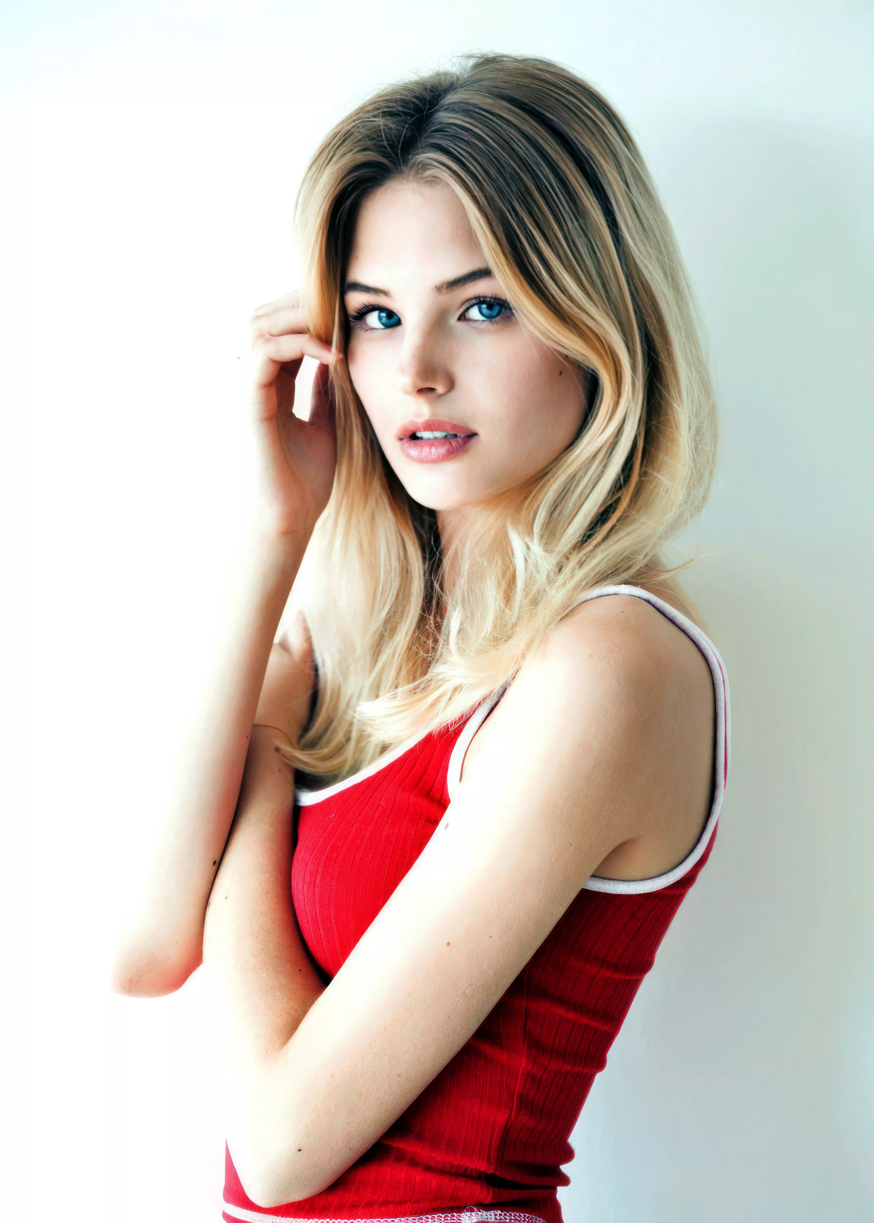 Mia Ivanska posted by cashmere1977-2