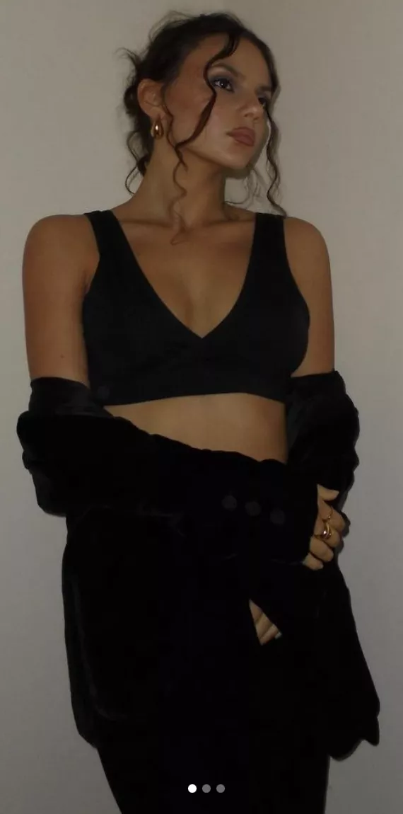 More Dafne Keen posted by Sea_Avocado7779