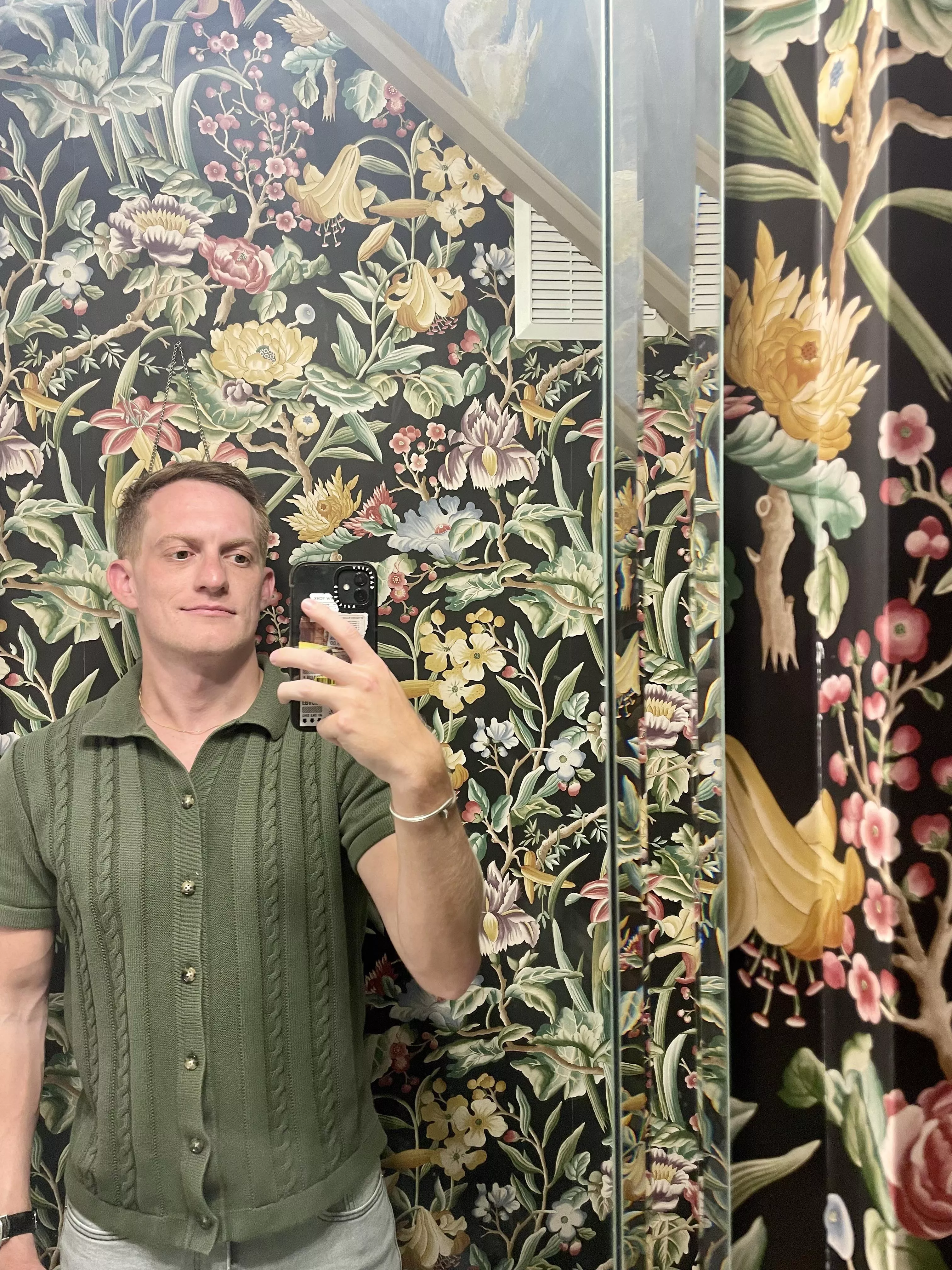 My friends bathroom wallpaper is so fun 👨‍🎨 posted by surf95