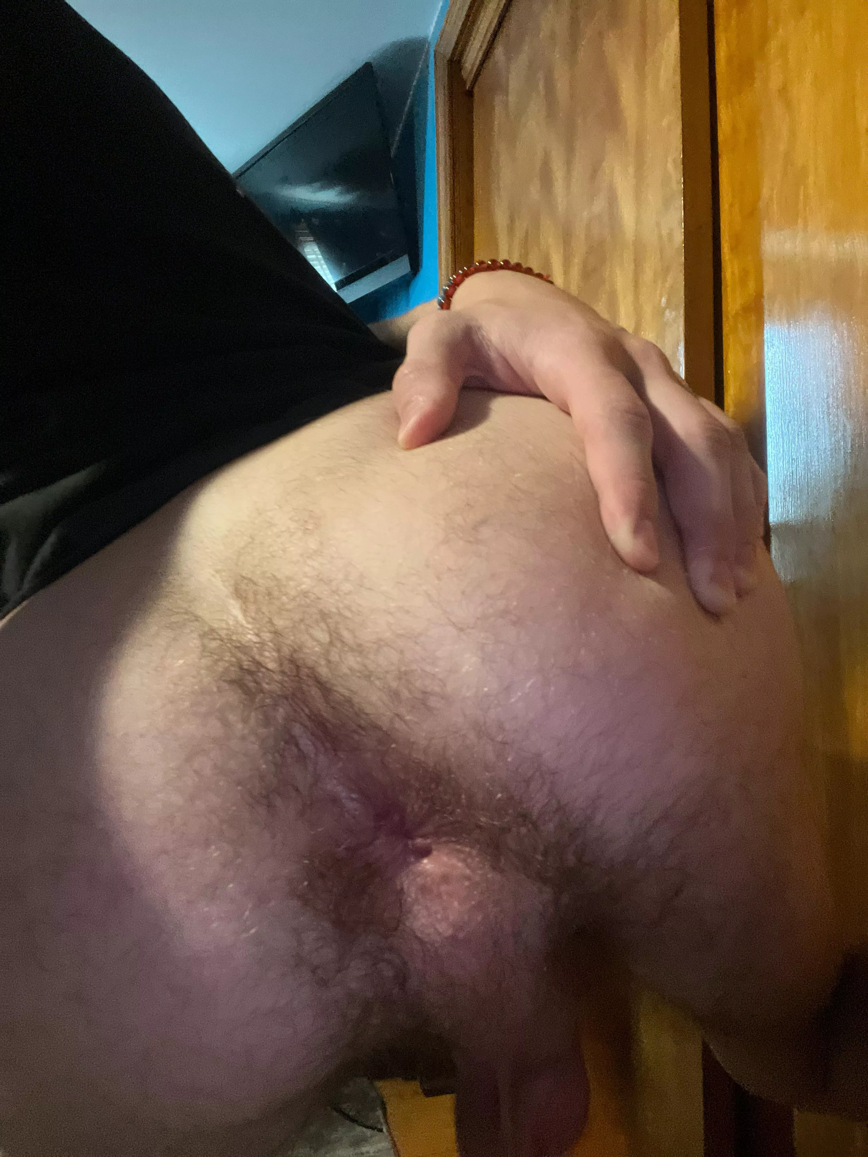Need this virgin hole stretched (19) posted by pussymuncher000