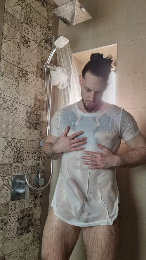 Wanna feel it? by JeidVine1