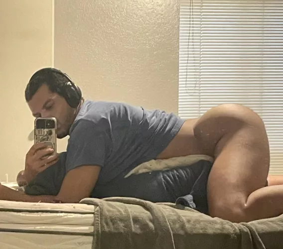 Would you jerk off to my nudes? by AeastAvenger21