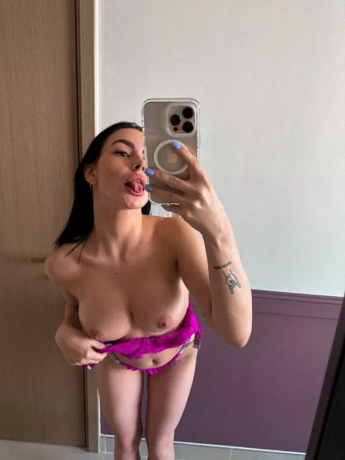 Would you jerk off to this picture by raternam