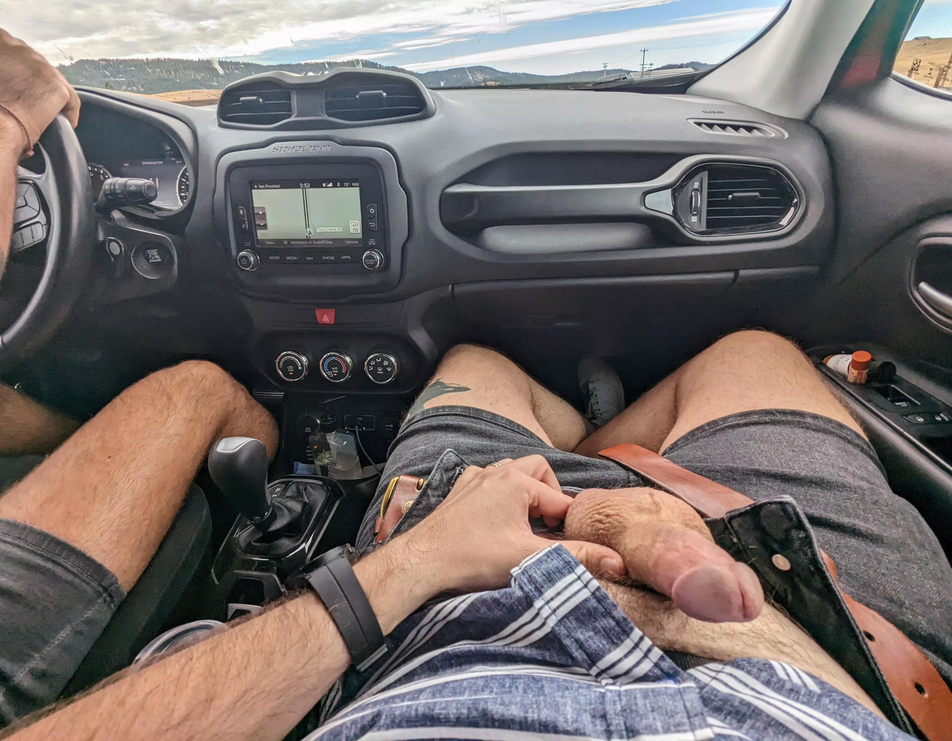 38 Horny in the Passenger seat posted by Jakemyspot