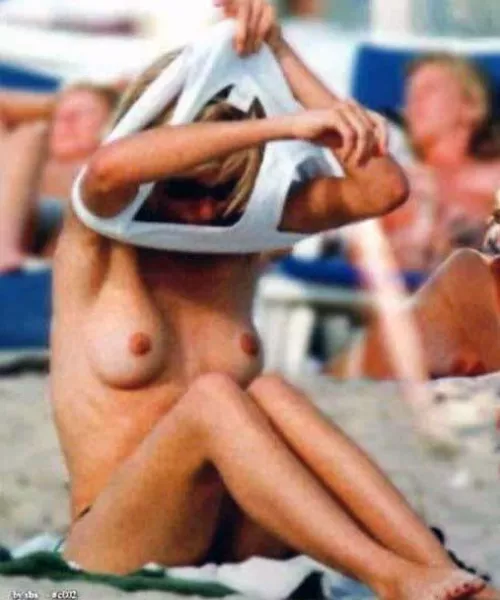 Cameron Diaz by celebrity2486