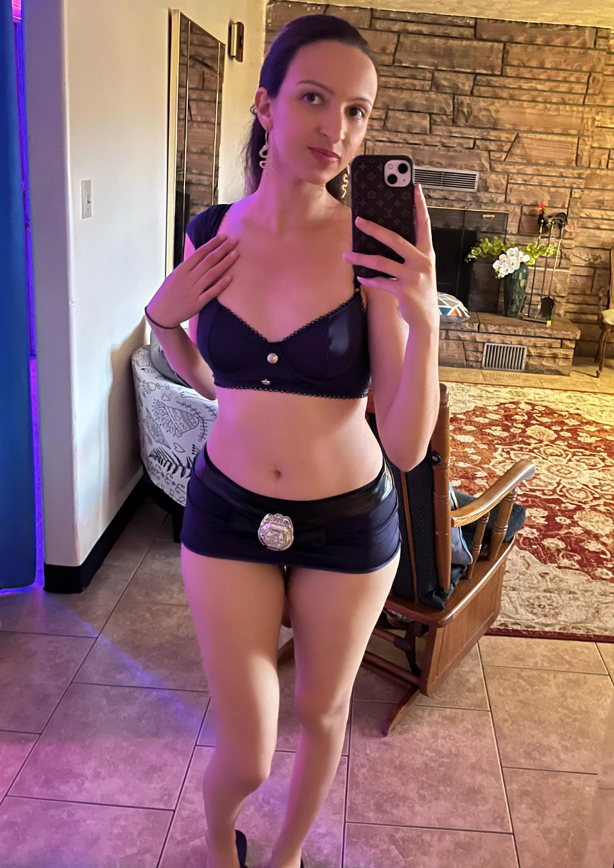 Come play with me baby posted by Kikiloverkink