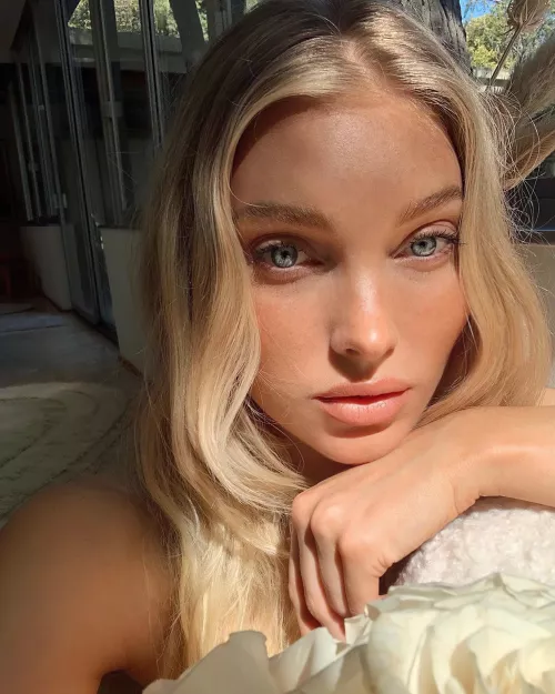 Elsa Hosk by Reasonable-Owl-3857