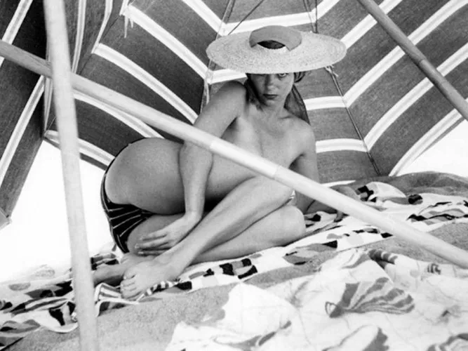 Eve Meyer (1950s) by MonotonousSolid