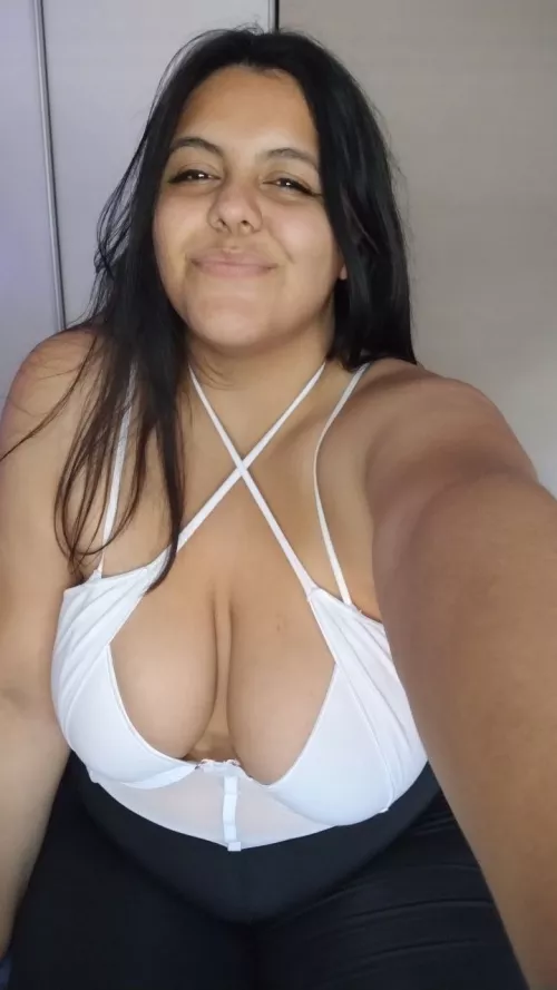 Hi baby, I'm very horny, can you help me with this? by trishawardey