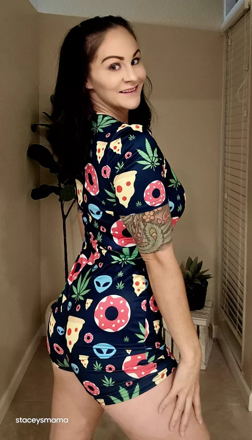 Is this outfit too young for this [F35] mom of two? by -Staceys-Mom-