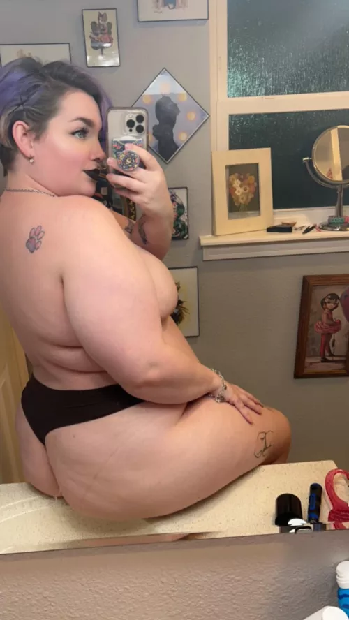 Let me smother you 😇 by _horrorwhore_