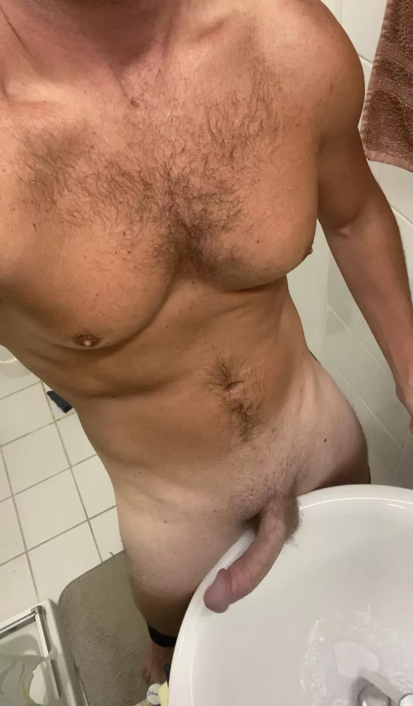 [m] Locker room post-workout 😉 posted by fitcouple6996