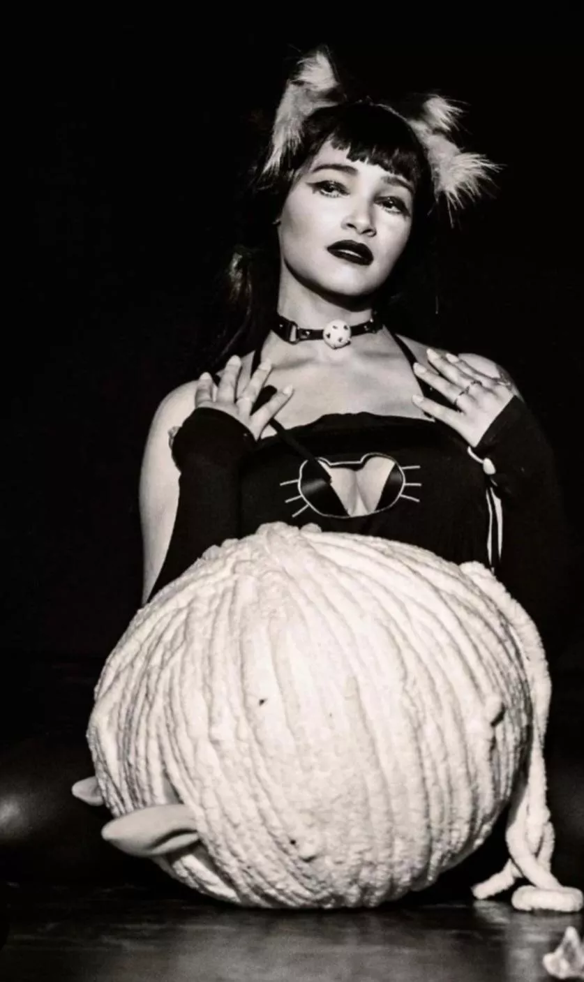 Meow🐾 posted by ChloeAdrenalize