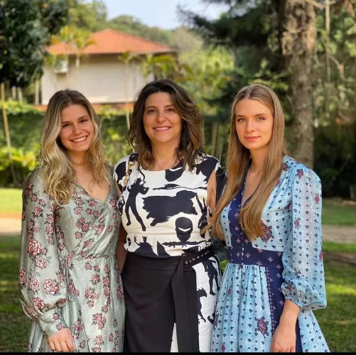 Mom and daughters by HippoCharacter1778