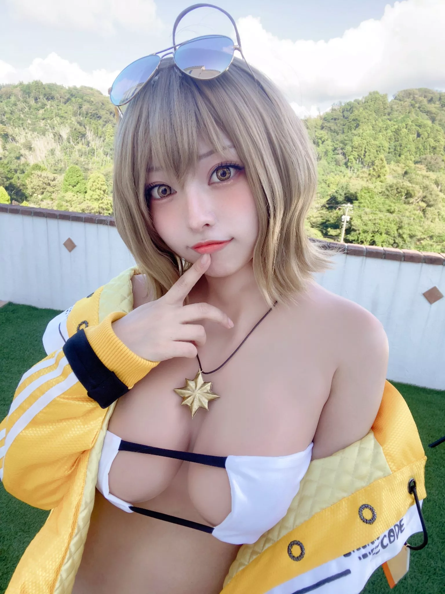 Anis🍋 cosplay by @ayari_oxo [Nikke] posted by Br_yantawesame
